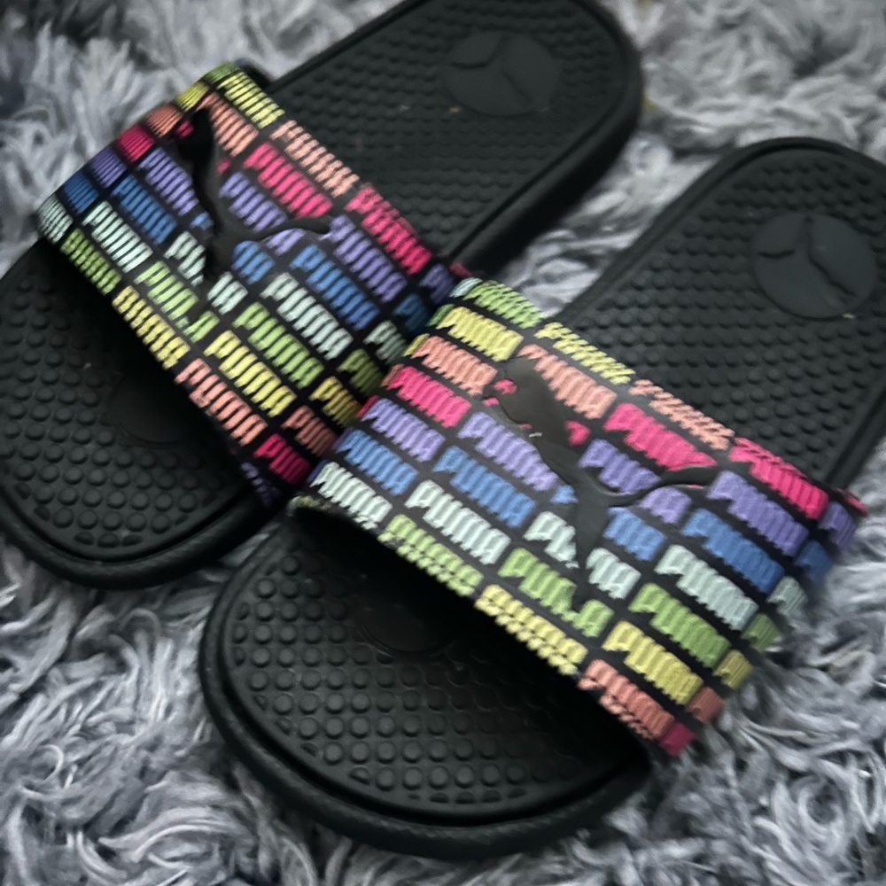 Puma slides - Picture 2 of 2